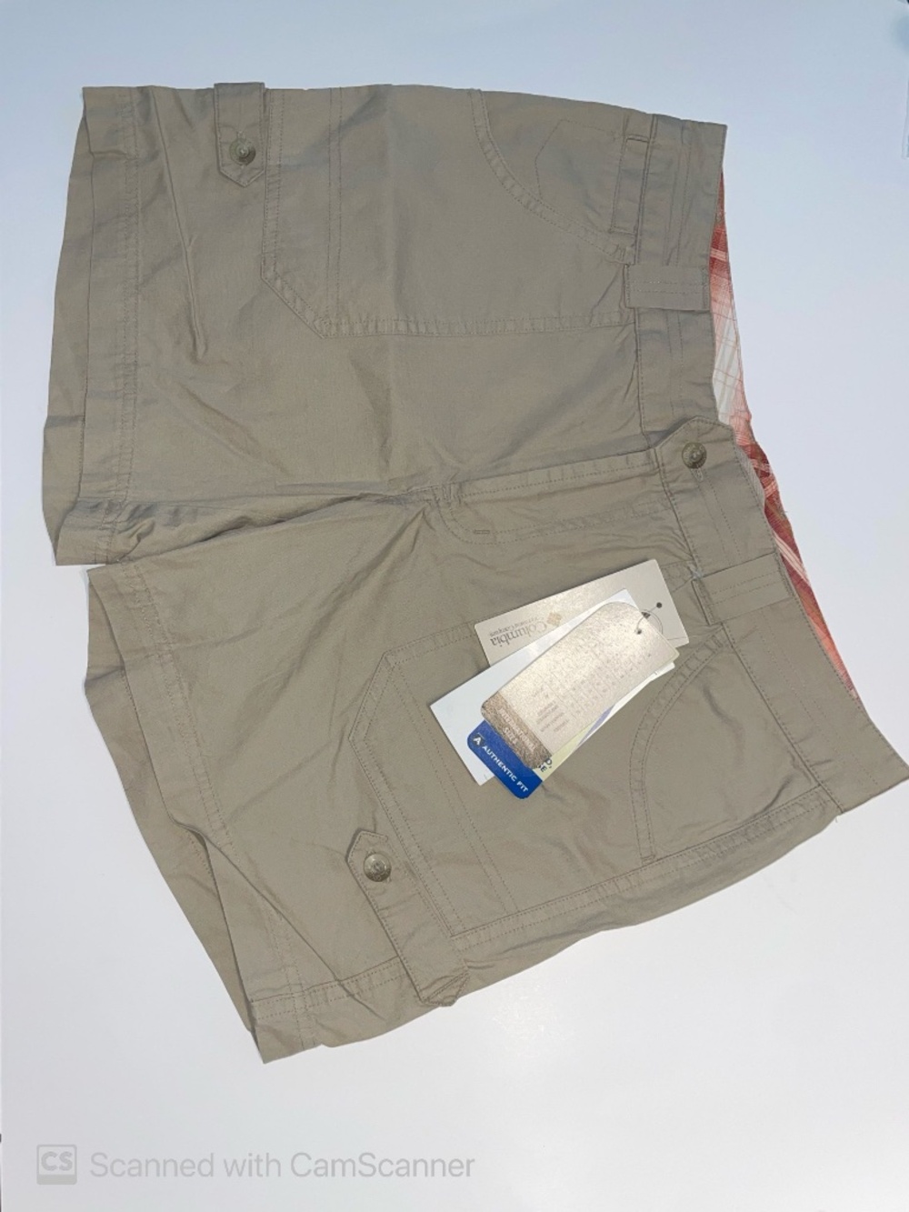 Columbia Women's Beige Cargo Shorts Size 8 100% Cotton